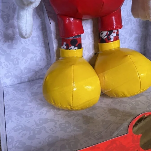 Disney Year Of the Mouse Mickey Mouse Movie Star May Plush Special Edition #5 - Picture 8 of 16